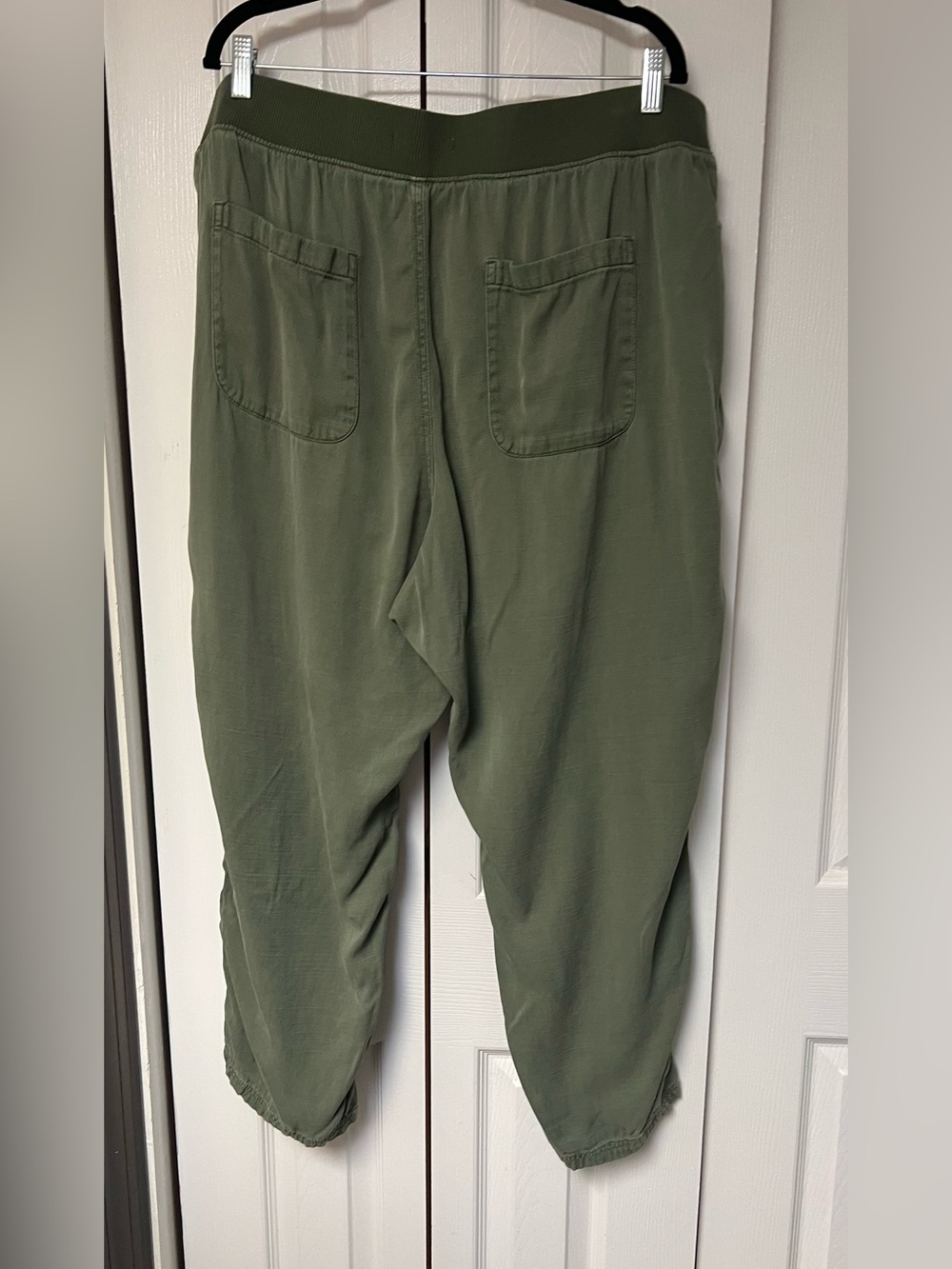 Sonoma Womens 1X Buttery Soft Linen Blend Crop Pants Green Pockets Travel - Picture 4 of 8